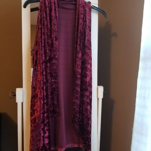 Crushed velvet vest